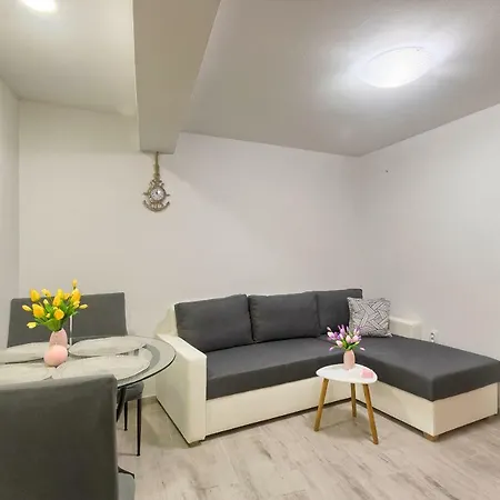 Old Town In City Center Apartamento