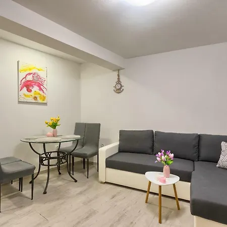 Old Town In City Center Apartamento Pula