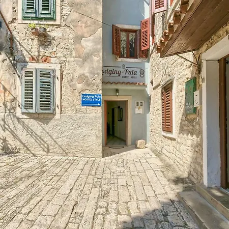 Old Town In City Center Apartamento Pula